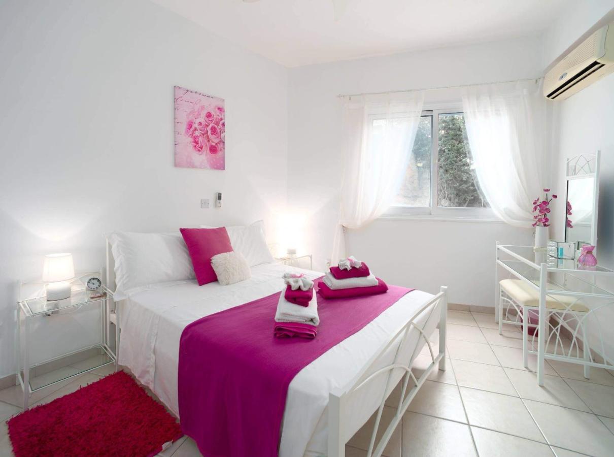 Tala Hills Sea View Apartment Paphos Eksteriør bilde