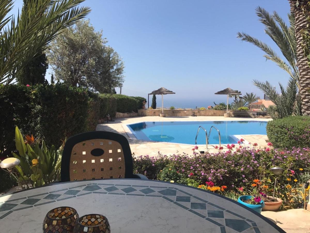 Tala Hills Sea View Apartment Paphos Eksteriør bilde